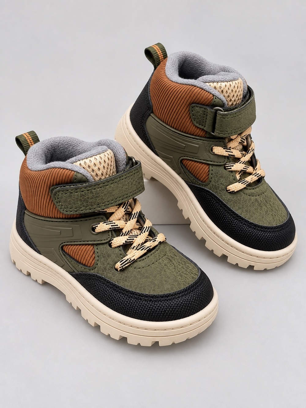 Carter’s Toddler Hiking Boots Size 7C Olive Green Brown Like New